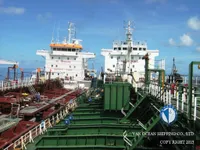 Танкер за нефт/химикали за продажба