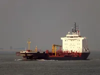 Танкер за нефт/химикали за продажба