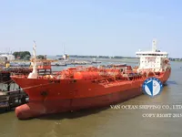 Танкер за нефт/химикали за продажба