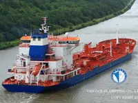 Танкер за нефт/химикали за продажба