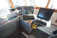 Десантен кораб, танкер за продажба
