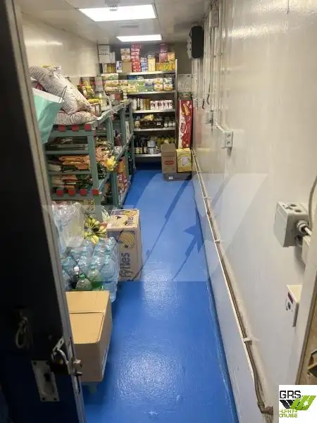 Круизен кораб за продажба