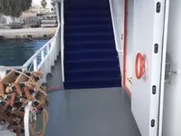 Пътнически кораб за продажба