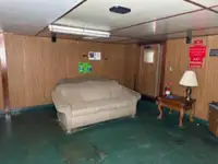 Буксир за продажба