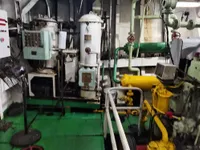 Контейнеровоз за продажба
