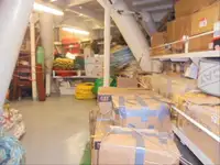 Хладилен кораб за продажба
