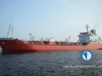 Танкер за нефт/химикали за продажба