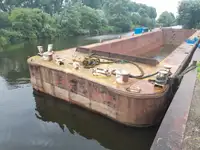 шлеп за продан
