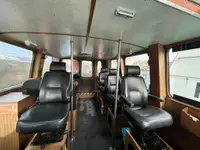 Пилотен кораб за продажба