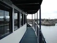 Круизен кораб за продажба