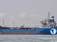 Танкер за нефт/химикали за продажба
