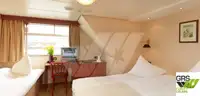 Круизен кораб за продажба