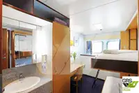 Круизен кораб за продажба