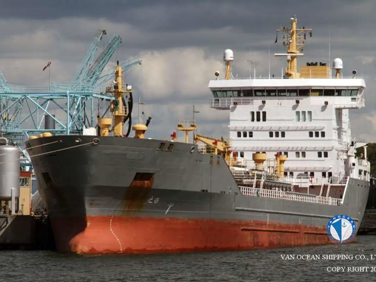 Танкер за нефт/химикали за продажба