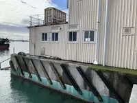 Баржа за продажба