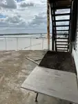 Плаващ хотел за продажба