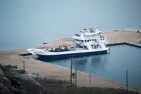 Десантен кораб, танкер за продажба
