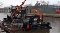 Контейнеровоз за продажба