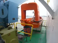 Десантен кораб, танкер за продажба