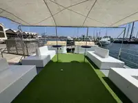Круизен кораб за продажба