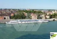 Круизен кораб за продажба