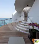 Круизен кораб за продажба
