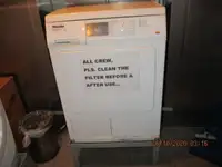Хладилен кораб за продажба