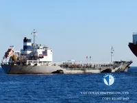 Танкер за нефт/химикали за продажба