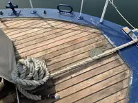 Пилотен кораб за продажба