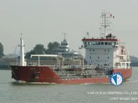 Танкер за нефт/химикали за продажба