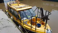 Круизен кораб за продан