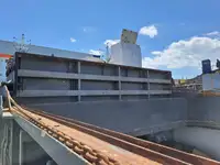 Насипен превозвач за продан