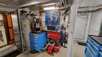 Круизен кораб за продажба
