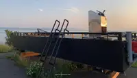 Баржа за продажба