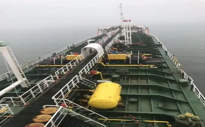Танкер за нефт/химикали за продажба