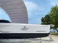 Круизен кораб за продажба