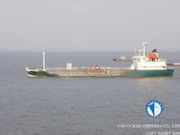 Танкер за нефт/химикали за продажба