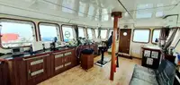 Десантен кораб, танкер за продажба
