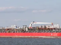 Танкер за нефт/химикали за продажба