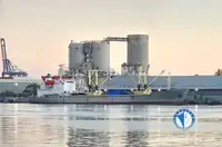 Хладилен кораб за продажба