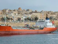 Танкер за нефт/химикали за продажба