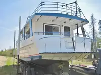 Круизен кораб за продажба