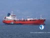 Танкер за нефт/химикали за продажба