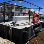 Десантен кораб, танкер за продажба