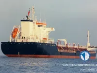 Танкер за нефт/химикали за продажба