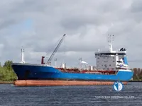 Танкер за нефт/химикали за продажба