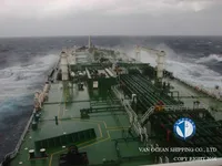 Танкер за нефт/химикали за продажба