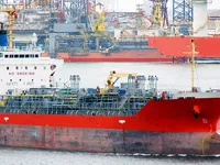 Танкер за нефт/химикали за продажба