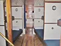 Круизен кораб за продажба