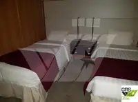 Круизен кораб за продажба